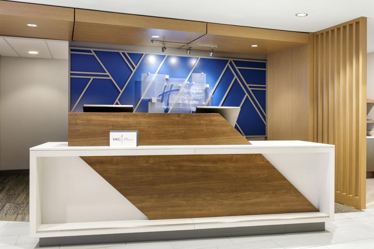 Holiday Inn Express Fremont By Ihg Exteriér fotografie
