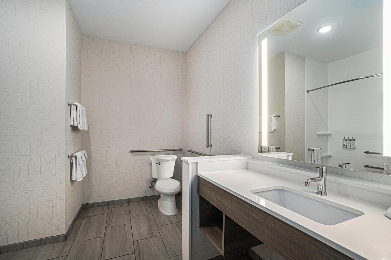 Holiday Inn Express Fremont By Ihg Exteriér fotografie