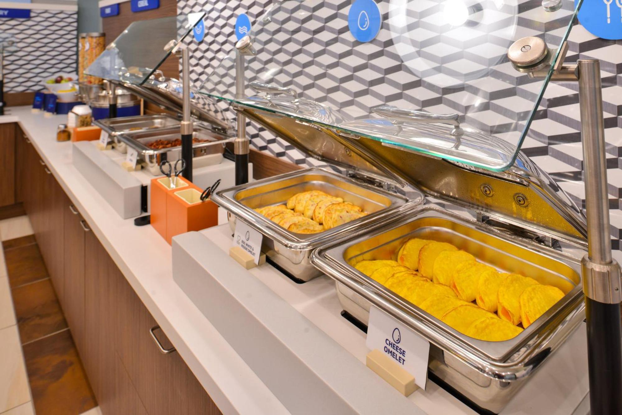 Holiday Inn Express Fremont By Ihg Exteriér fotografie